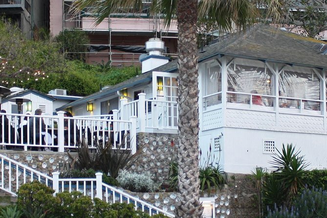 A Local’s Guide to La Jolla’s Sights: A Self-Guided Urban Stroll - A look inside La Valencia Hotel