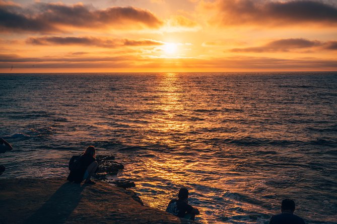 A Local’s Guide to La Jolla’s Sights: A Self-Guided Urban Stroll - A picnic pause at Ellen Browning Scripps Park
