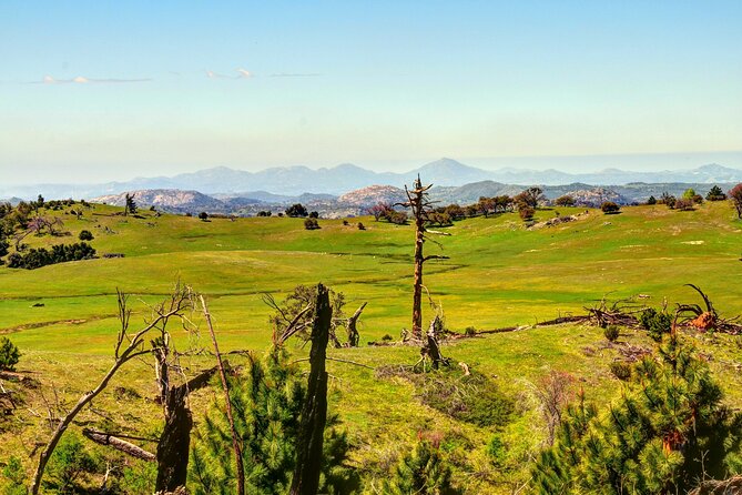 Apple Pies & Desert Skies: A Self-Guided Driving Tour - East Grade Road delivers the big views