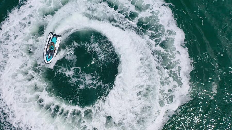 Coronado: San Diego Bay Jetski Rental - Riding across San Diego Bay