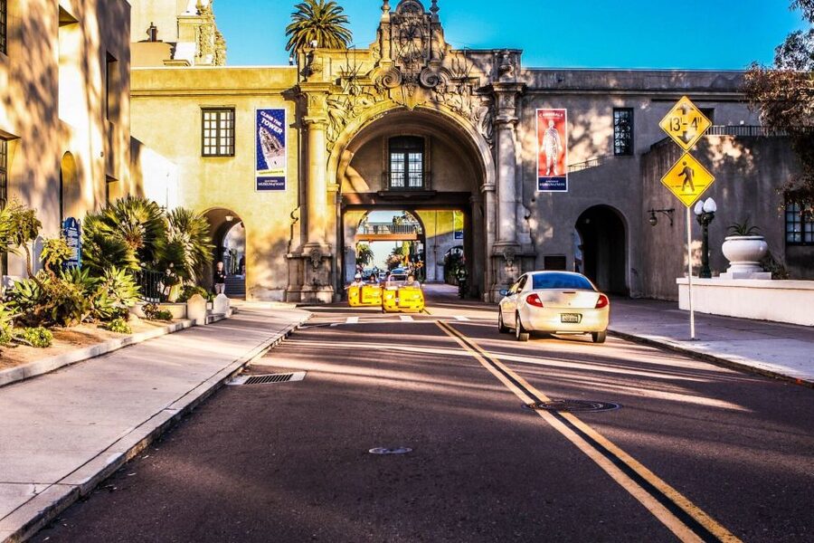 GPS Talking Tour Cars: Downtown & Gaslamp Loop - Timing, rules, and practical preparation