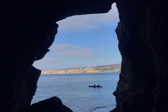 La Jolla Sea Caves Kayak Tour For Two (Tandem Kayak) - Returning by kayak surf ride