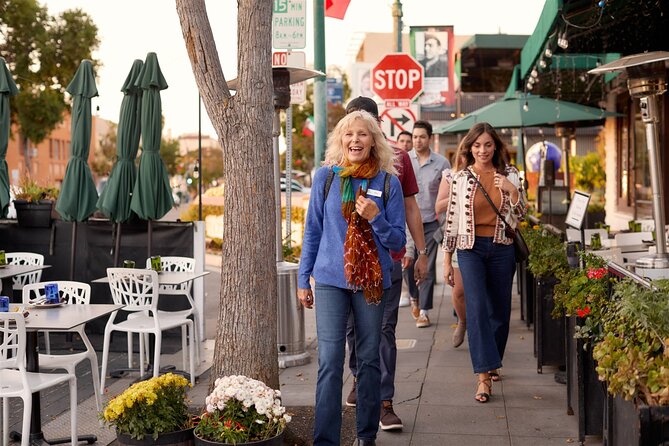 Little Italy Food and Drink Walking Tour: Pizza, Pasta & Piazzas - How the walking and group size affect the evening