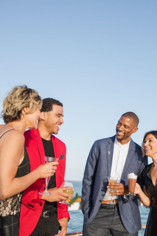San Diego: Christmas Day Buffet Brunch or Dinner Cruise - Who will enjoy this cruise most