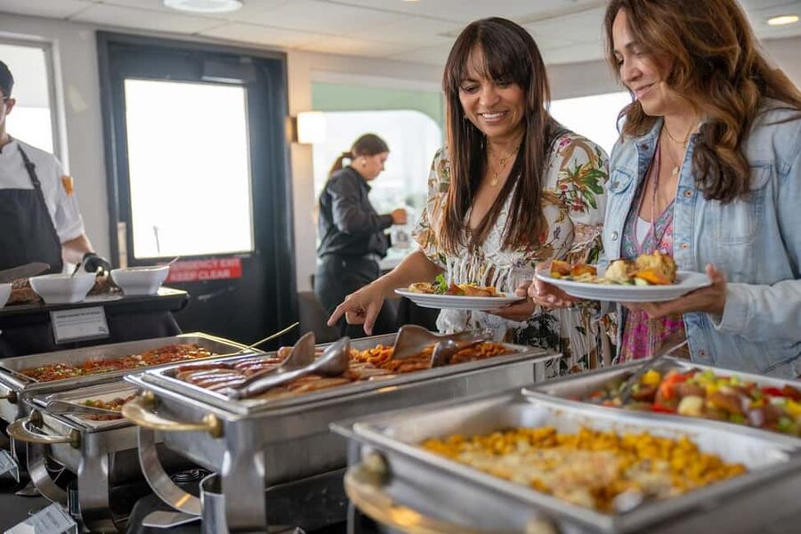 San Diego: City Cruises Buffet Breakfast and Brunch Cruise - Who should book this cruise?