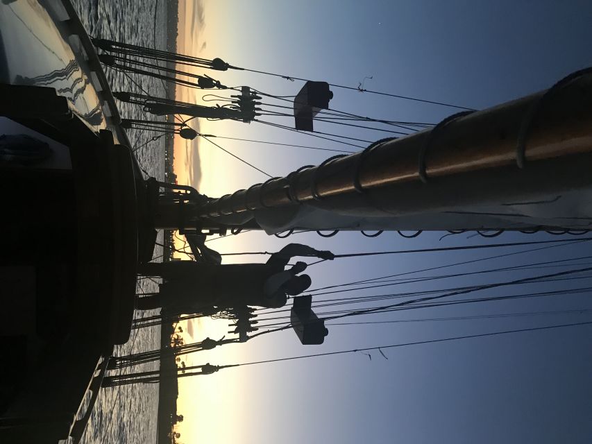 San Diego: Classic Yacht Sailing Experience - Shared sailing or a private boat