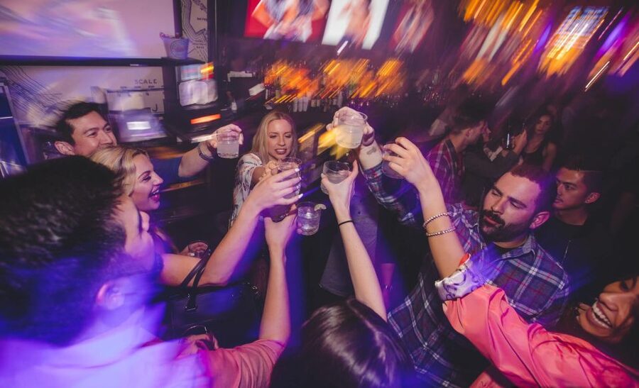 San Diego: Club Crawl - Double Deuce adds variety beyond a standard dance club