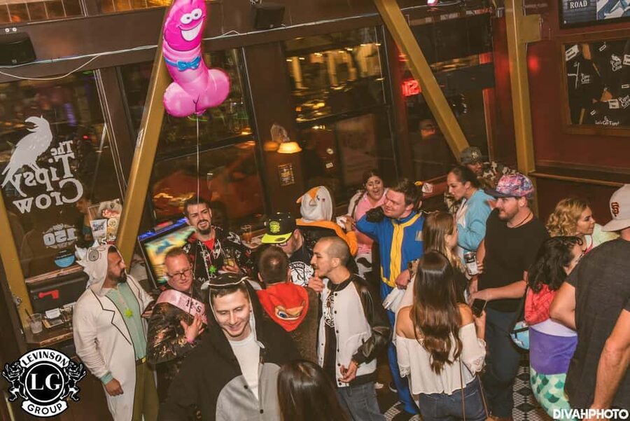 San Diego: Downtown Bar Crawl Party Pass - What the main drink deals are worth
