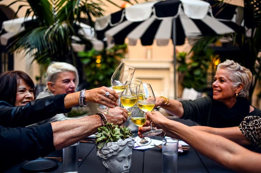 San Diego: Food Tour of Historic Gaslamp District - What the guide adds to the afternoon