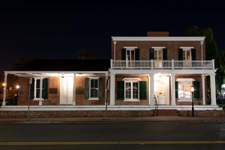 San Diego: Gaslamp Quarter Ghosts and Crime Walking Tour - Key points to know before you book