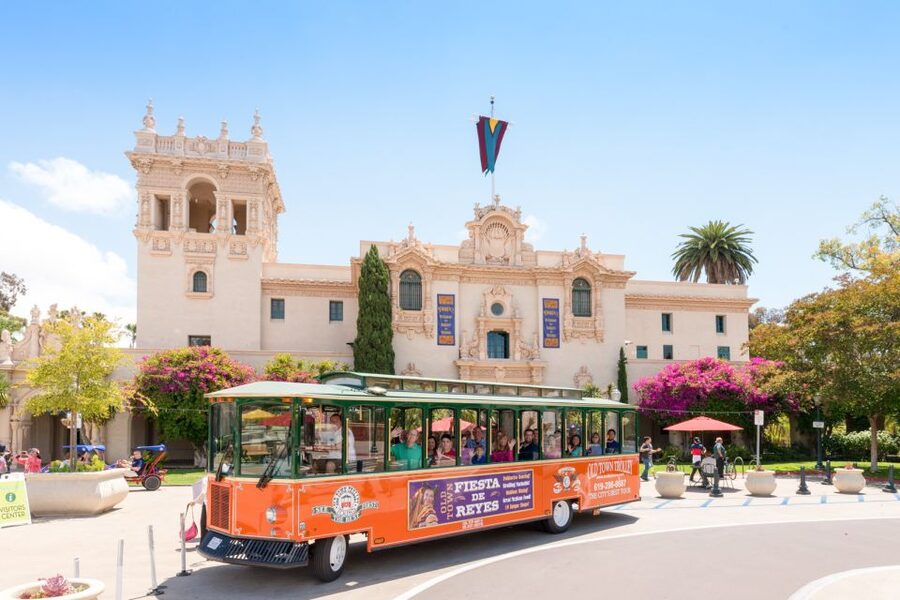 San Diego: Hop-on Hop-off Narrated Trolley Tour - How to use one day or two