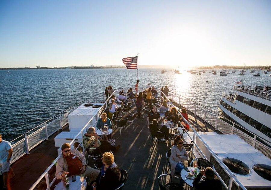 San Diego: New Year's Eve Gourmet Brunch or Dinner Cruise - What the two-hour schedule means