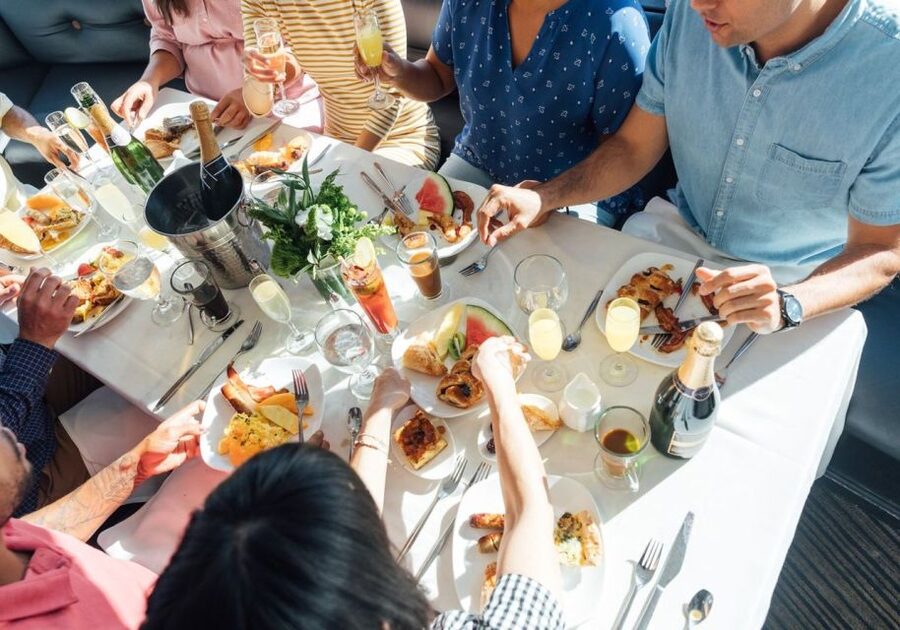 San Diego: New Year's Eve Gourmet Brunch or Dinner Cruise - Choosing brunch or the four-course dinner