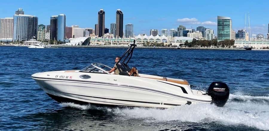 San Diego: Speed Boat Rental in San Diego Bay - What the boat offers on the water