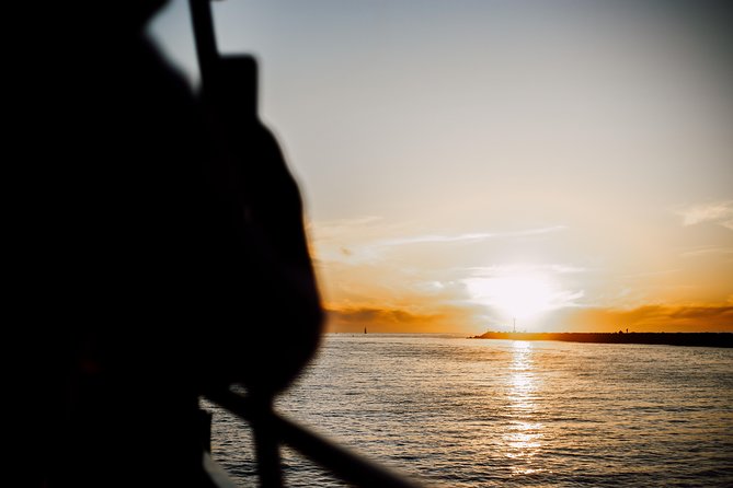 San Diego Sunset Cruise from Mission Bay - Vacation Isle and the local evening mood