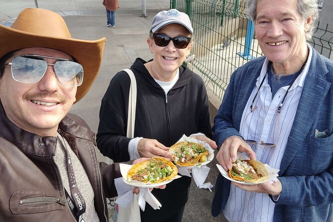 Taco Tuesday Hop to Tijuana from San Diego - Crossing from San Ysidro into Tijuana