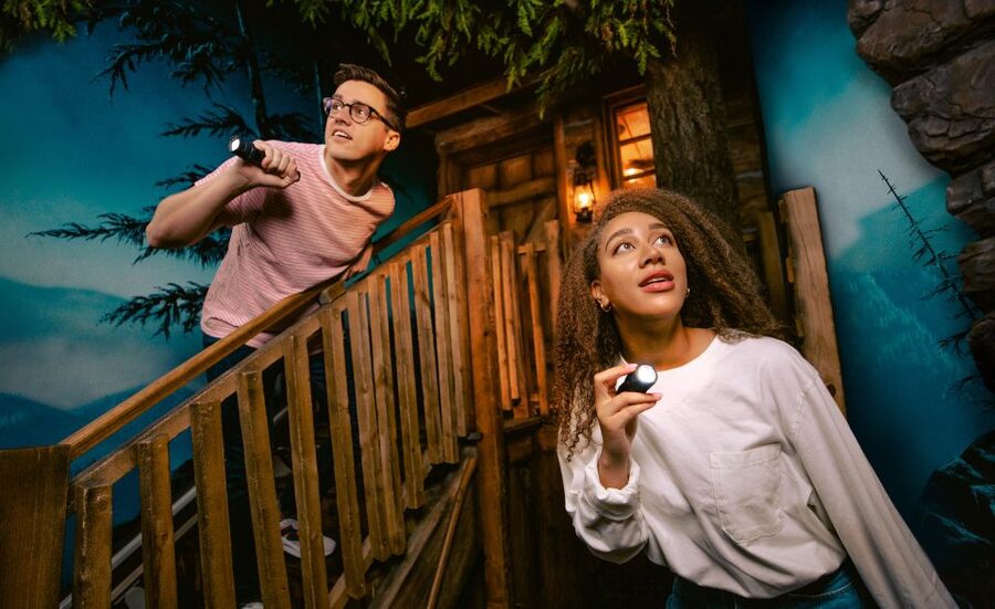 The Escape Game in the Gaslamp Quarter in San Diego - Group Size and the Shared-Room Question