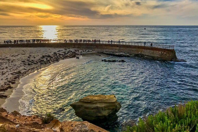 Ultimate La Jolla Self-Guided Driving & Walking Audio Tour Bundle - Starting at the coast and finding the La Jolla story